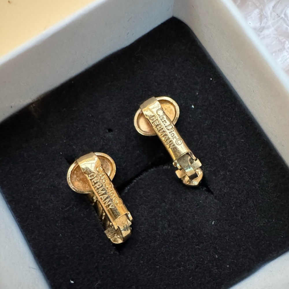 Christian Dior Gold Twisted Hoop Earrings - clip ons - Picture 3 of 3